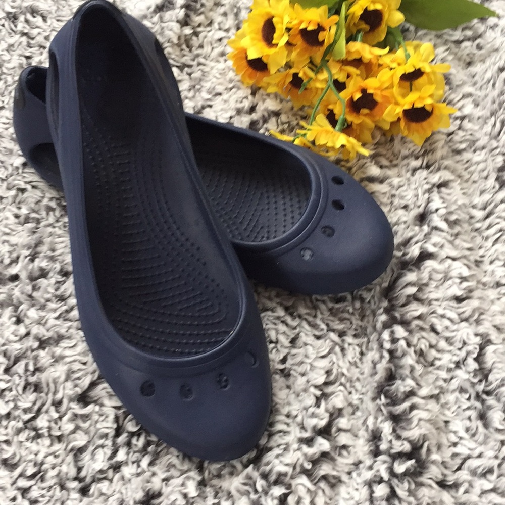 Crocs slip on shoes